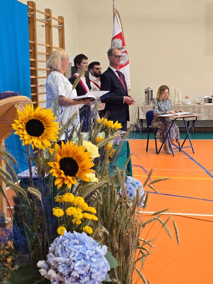 Zdjęcie Pana Dyrektora podczas przemowy.